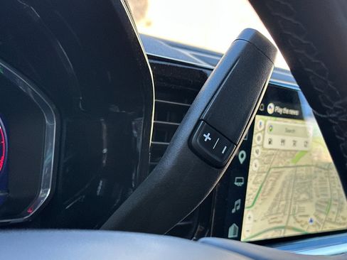 Used 2025 Chevrolet Silverado 2500 LT image 25