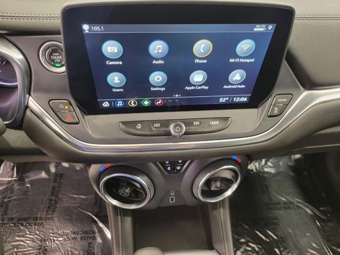 Used 2023 Chevrolet Blazer LT image 8