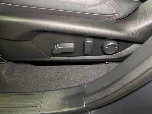 Certified 2025 Subaru Forester Touring w/ Protection Package image 37