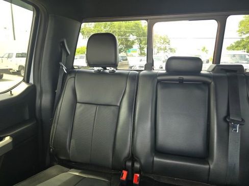 Used 2020 Ford F150 Lariat w/ Equipment Group 502A Luxury AWD/4WD image 15