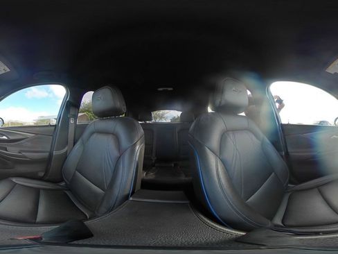 Used 2025 Buick Envista Sport Touring image 37