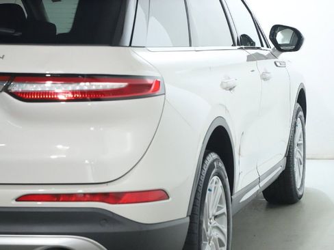 Certified 2024 Lincoln Corsair FWD image 46