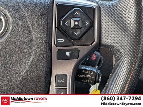 Certified 2022 Toyota Tacoma SR5 AWD/4WD image 20