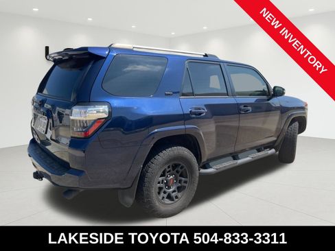 Used 2024 Toyota 4Runner SR5 Premium w/ Moonroof Package image 4