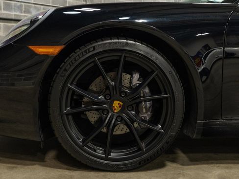 Used 2019 Porsche 911 Carrera RWD image 29
