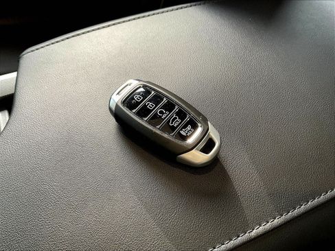 Used 2022 Hyundai Palisade Calligraphy w/ Winter Package FWD image 34