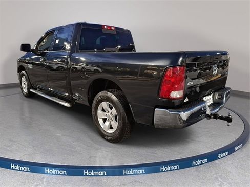 Used 2017 RAM 1500 Classic SLT image 7