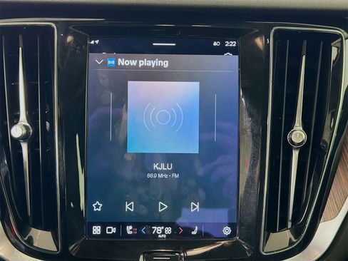 Used 2024 Volvo S60 B5 Plus image 22