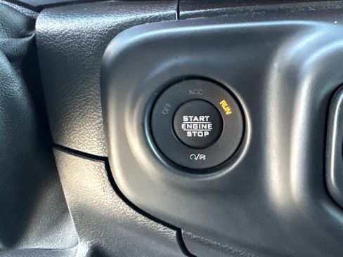 Used 2020 Jeep Gladiator Rubicon image 21