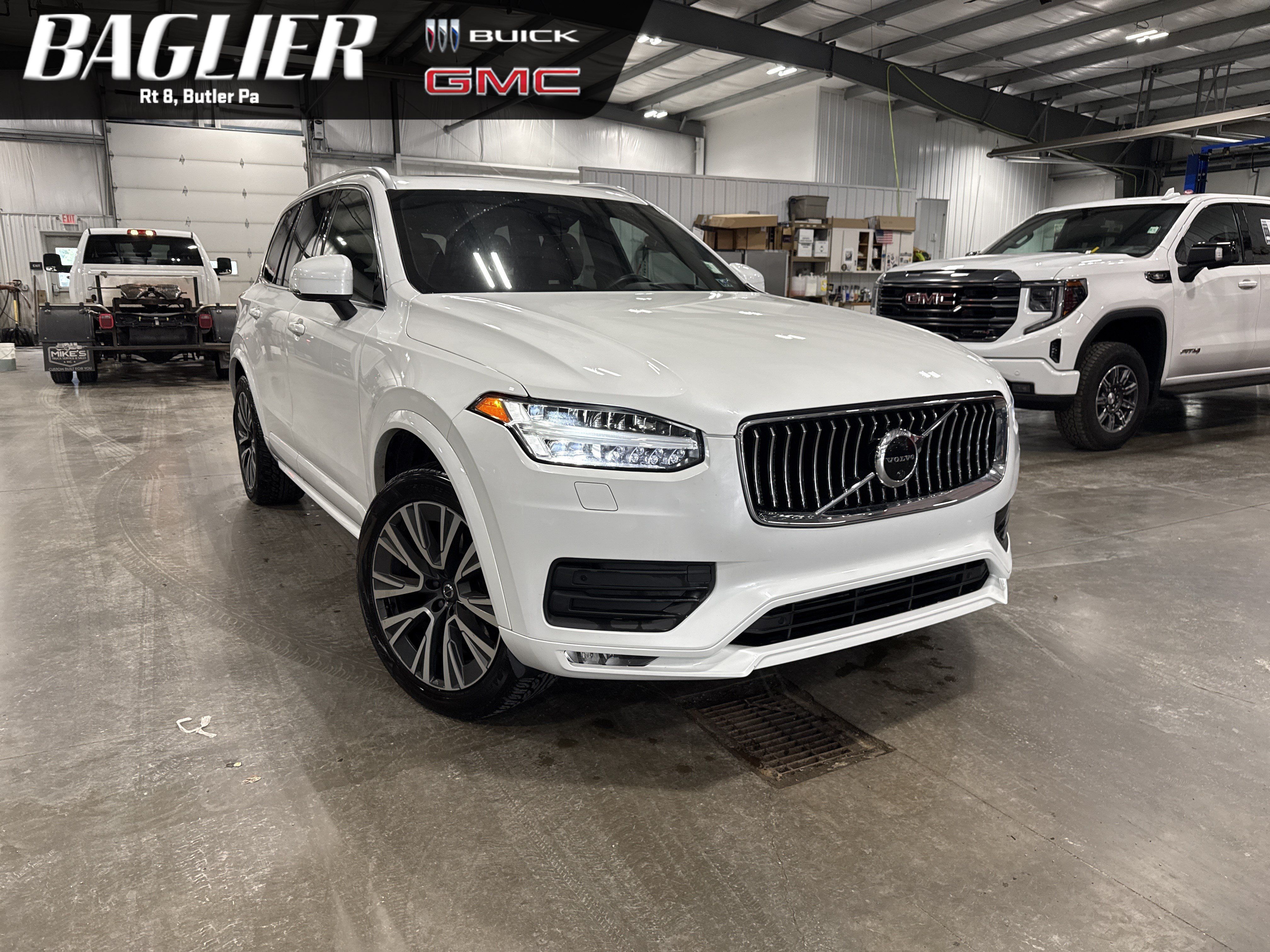 Used 2020 Volvo XC90 T6 Momentum AWD/4WD image 1