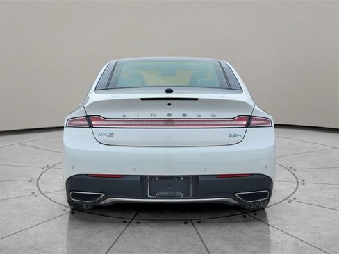 Used 2019 Lincoln MKZ Reserve w/ Luxury Package image 11