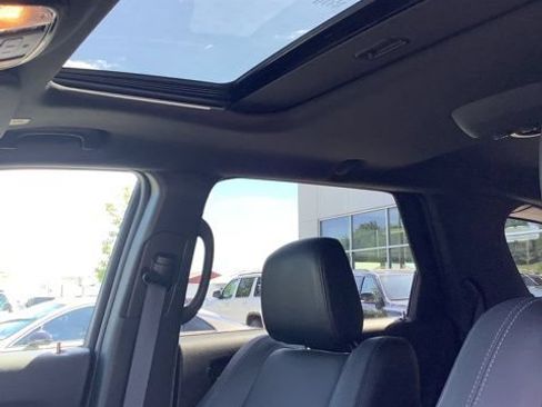 Used 2022 Dodge Durango GT AWD/4WD image 17