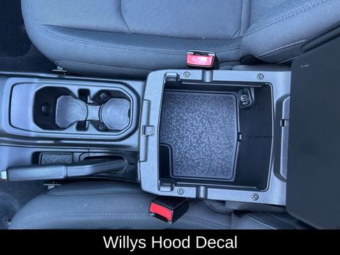 Used 2022 Jeep Wrangler Unlimited Sport image 31