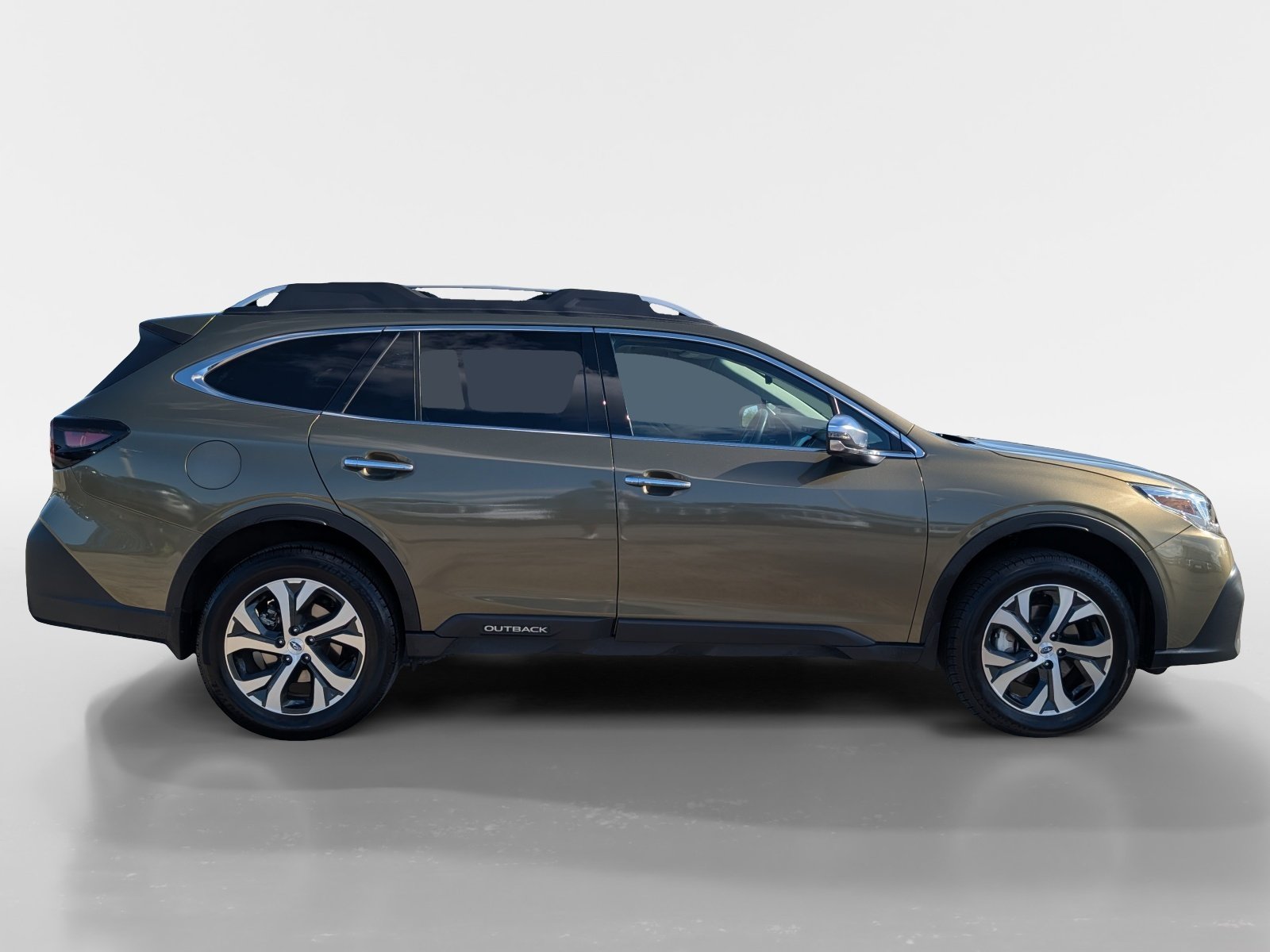 Used 2021 Subaru Outback Touring w/ Popular Package #2 AWD/4WD image 3