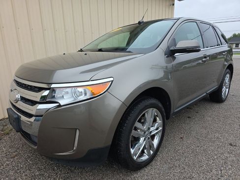 Used 2014 Ford Edge Limited w/ Equipment Group 302A AWD/4WD image 11