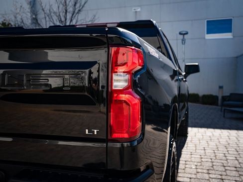 Used 2020 Chevrolet Silverado 1500 LT Trail Boss image 16