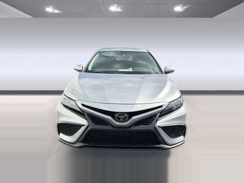 Certified 2023 Toyota Camry SE w/ Convenience Package image 6