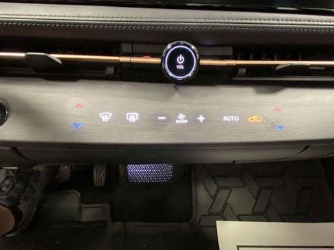 Used 2023 Nissan Ariya FWD image 21