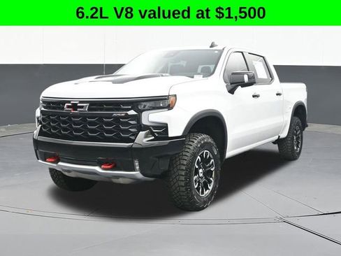 Used 2024 Chevrolet Silverado 1500 ZR2 w/ Technology Package AWD/4WD image 4