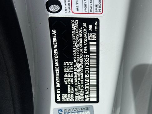 Used 2025 BMW 430i Coupe w/ M Sport Package RWD image 17