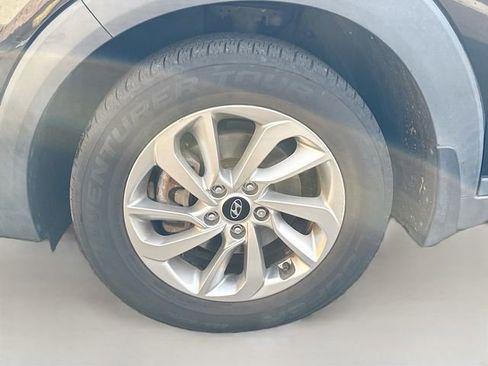 Used 2017 Hyundai Tucson SE image 27
