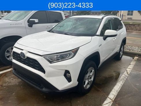 Used 2019 Toyota RAV4 XLE w/ Convenience Package AWD/4WD image 1