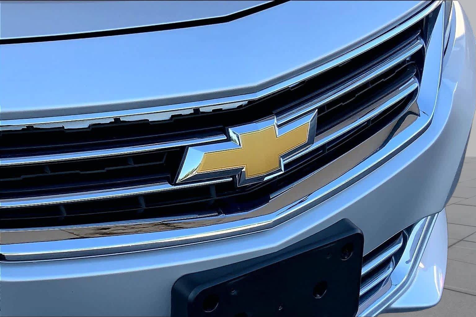 Used 2015 Chevrolet Impala LTZ FWD image 32