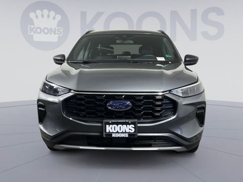 Used 2025 Ford Escape ST-Line w/ Equipment Group 301A image 11