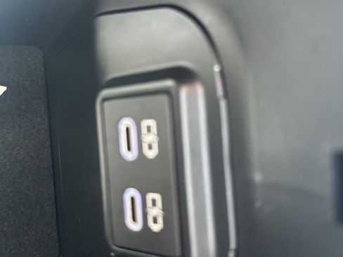 Used 2023 Toyota RAV4 XLE image 24