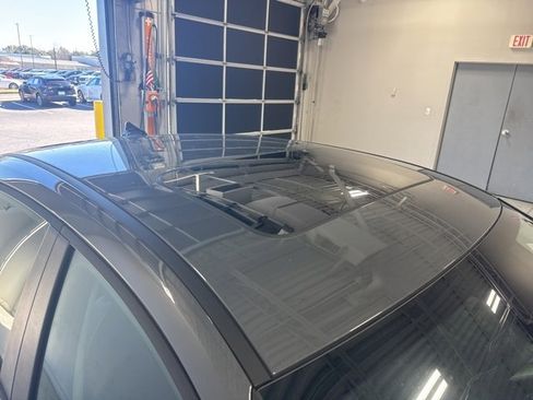 Certified 2025 Hyundai Elantra Limited image 20