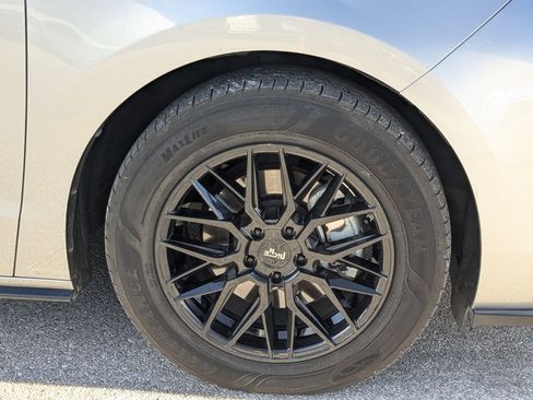 Used 2022 Toyota Sienna XSE w/ XSE Plus Package image 27