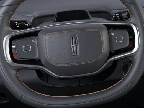 New 2026 Lincoln Navigator Black Label AWD/4WD image 12