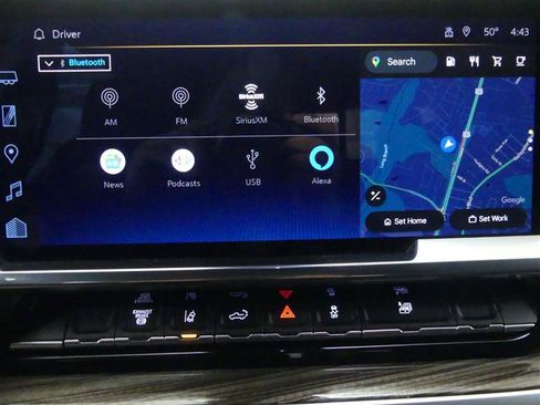 Used 2025 Chevrolet Silverado 3500 LT image 12