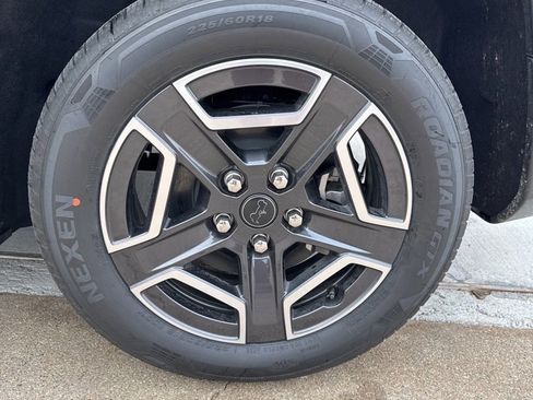 New 2026 Jeep Cherokee Limited image 38