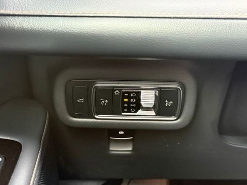 Used 2024 Lincoln Nautilus Reserve w/ Equipment Group 202A image 23