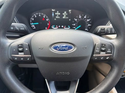 Used 2020 Ford Escape SE image 22