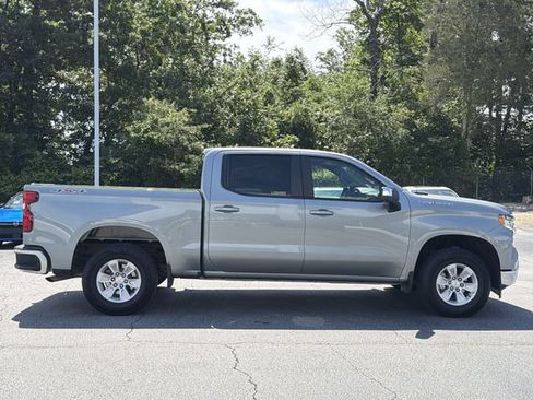 Used 2025 Chevrolet Silverado 1500 LT AWD/4WD image 8