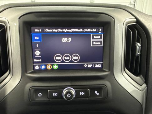Used 2024 Chevrolet Silverado 1500 Custom AWD/4WD image 29