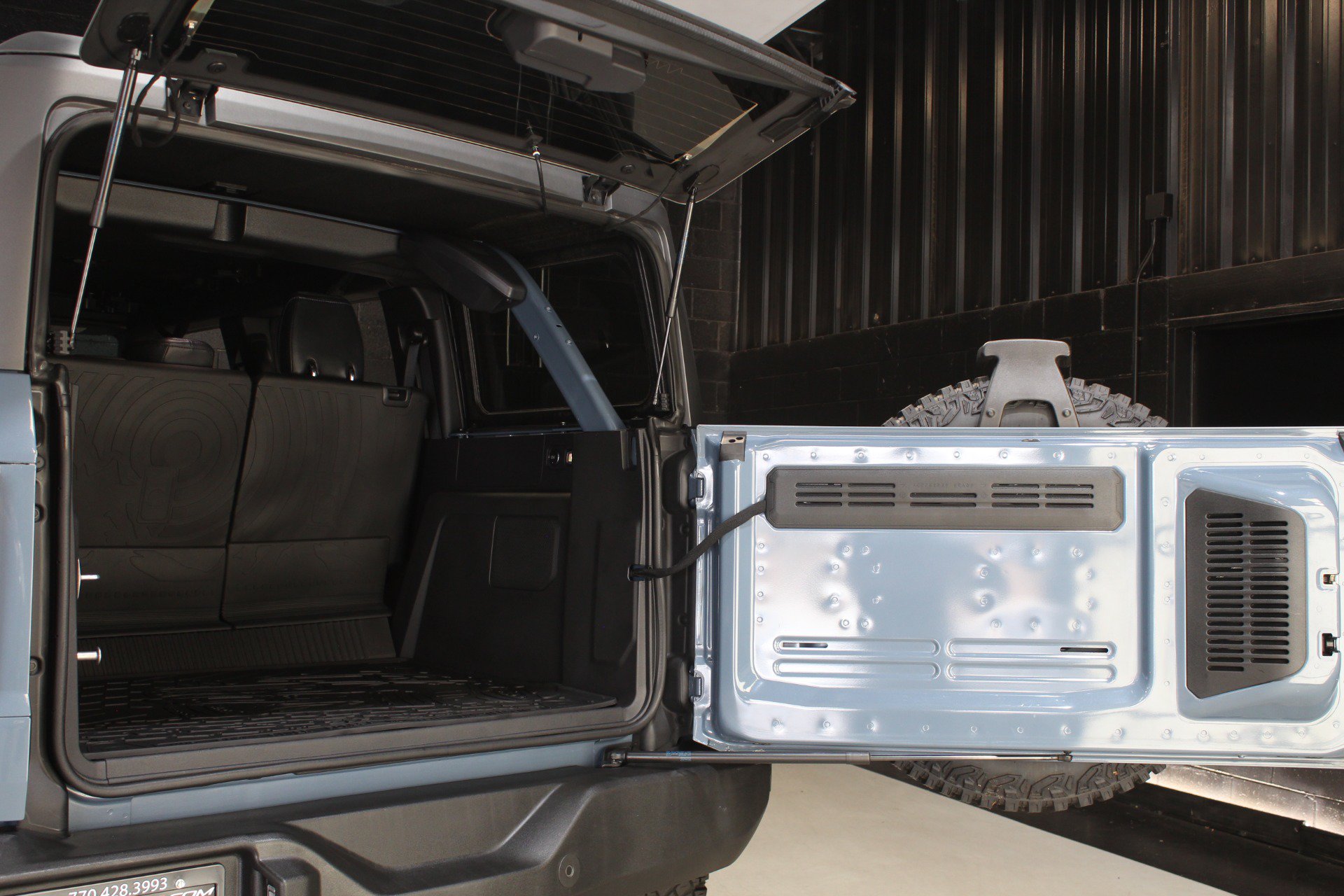 Used 2023 Ford Bronco Wildtrak AWD/4WD image 93