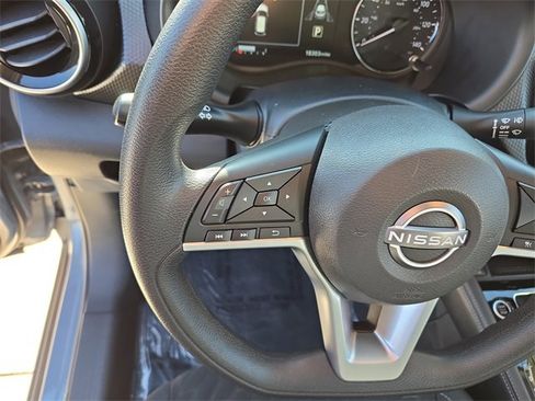Certified 2023 Nissan Kicks SV image 9