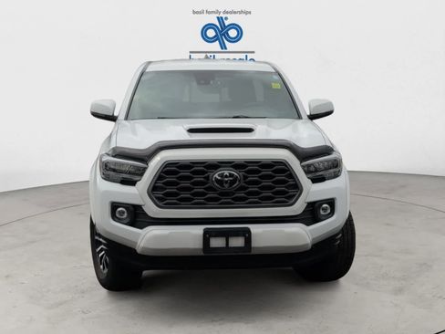 Used 2020 Toyota Tacoma TRD Sport image 8