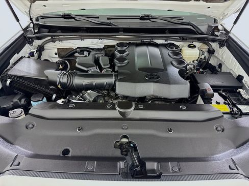 Used 2019 Toyota 4Runner SR5 image 25