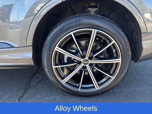 Used 2022 Audi Q7 3.0T Premium Plus image 11