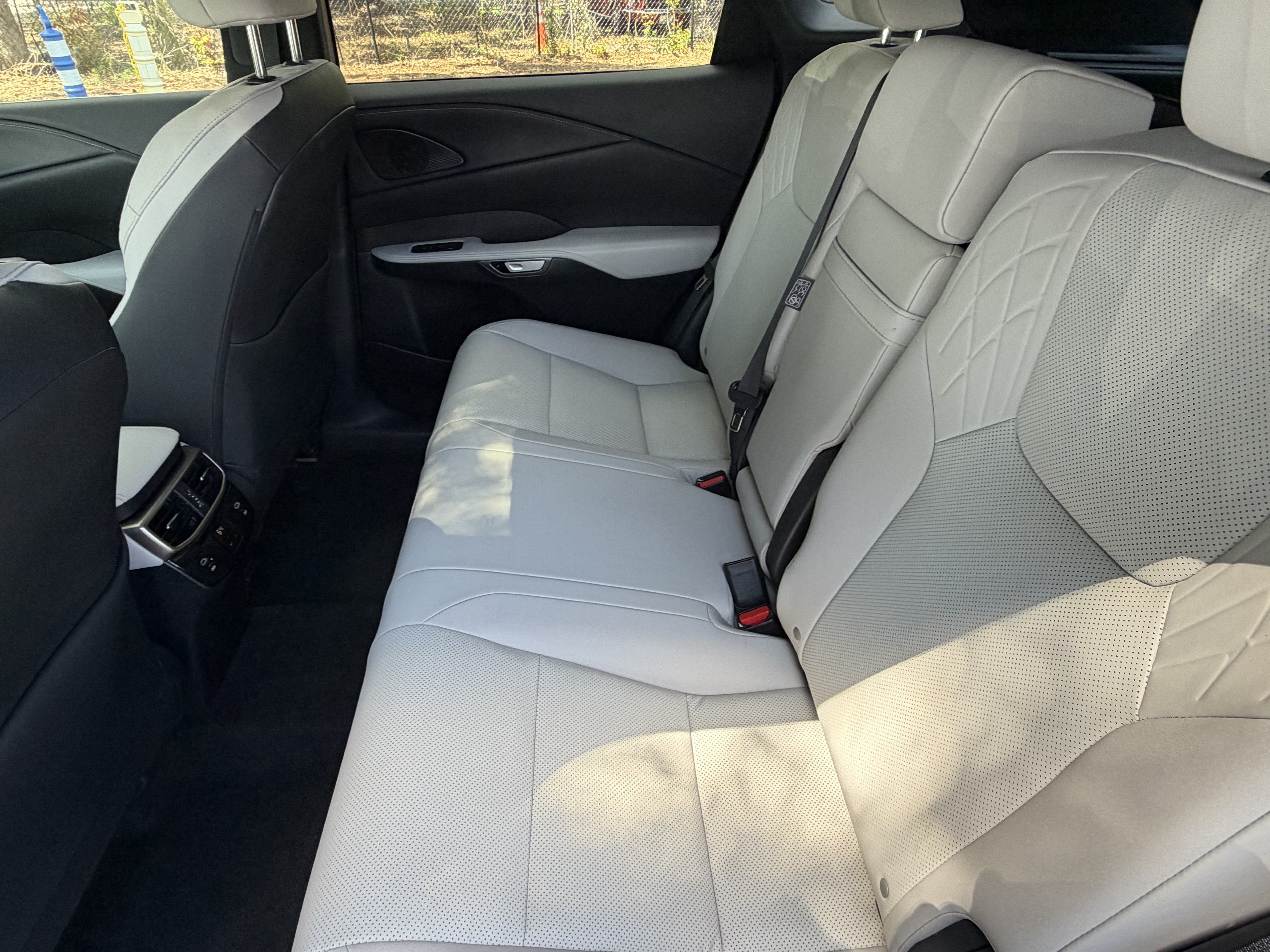 Used 2024 Lexus RX 350 Premium w/ Cold Area Package AWD/4WD image 29
