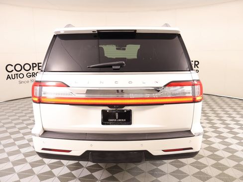 Used 2019 Lincoln Navigator L Reserve AWD/4WD image 24