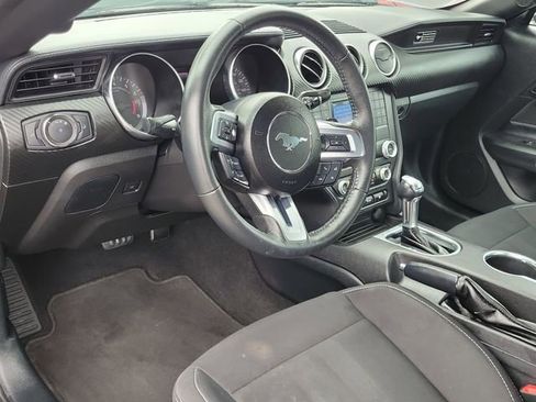 Used 2020 Ford Mustang Coupe RWD image 7