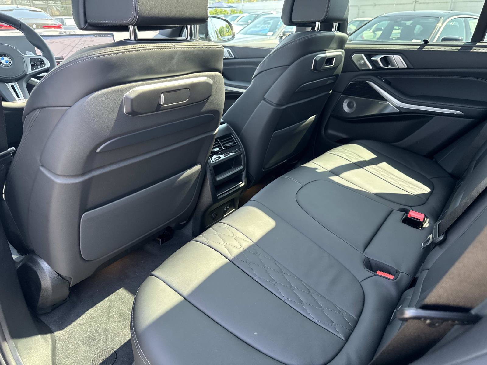 Used 2026 BMW X5 M60i w/ Executive Package AWD/4WD image 10