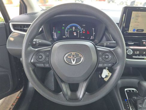 Used 2026 Toyota Corolla LE FWD image 24