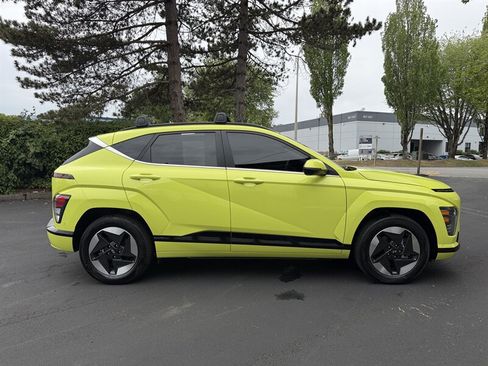 Used 2024 Hyundai Kona Limited FWD image 5