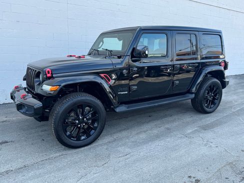 Used 2022 Jeep Wrangler Unlimited Sahara image 1